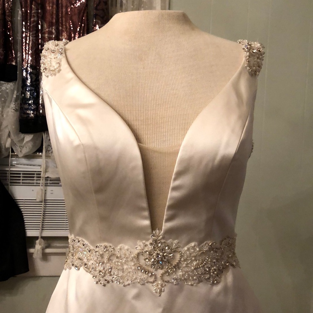 Casablanca 2285 Viola Wedding Dress